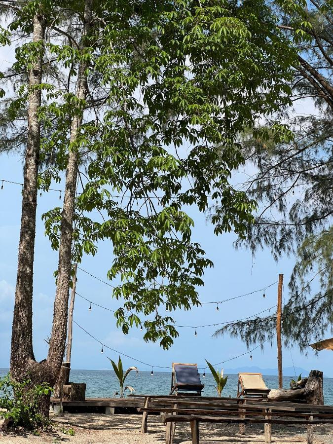Phu Quoc Camping Bed & Breakfast Екстериор снимка